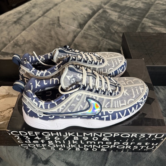 Nike Air Zoom Spiridon Size 12M - Picture 5 of 8
